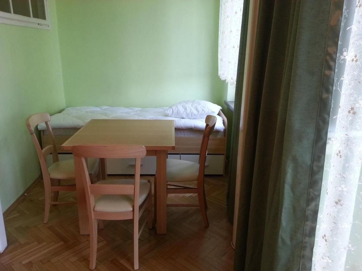 Апартаменты Apartament Familia - Bon Turystyczny Краков-14